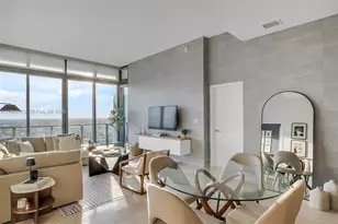 88 SW 7th St, Miami, FL 33130 - Photo 2