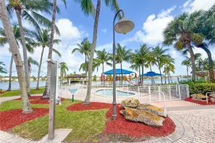 10720 NW 66th St, Doral, FL 33178 - Photo 36