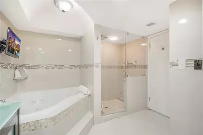 1912 S Ocean Dr #3D, Hallandale Beach, FL 33009 - Photo 30