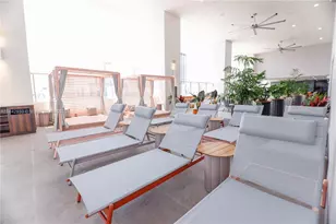 227 NE 2nd St, Miami, FL 33132 - Photo 24