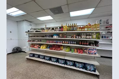 622 E 9th Street, Hialeah, FL 33010 - Photo 8