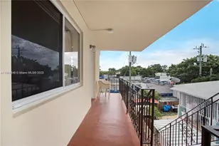 1020 SW 7th St, Miami, FL 33130 - Photo 10