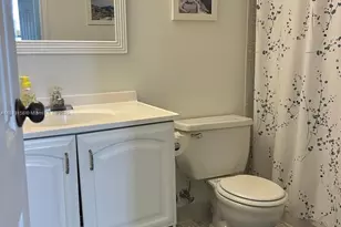 2851 Somerset Dr, Lauderdale Lakes, FL 33311 - Photo 12