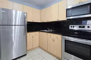 7210 NW 179th St, Hialeah, FL 33015 - Photo 1