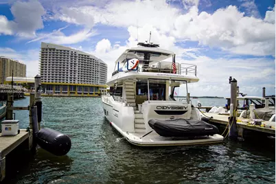 801 Brickell Bay Dr #4C041, Miami, FL 33131 - Photo 6