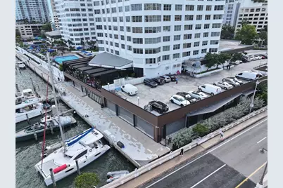 801 Brickell Bay Dr #4C041, Miami, FL 33131 - Photo 2