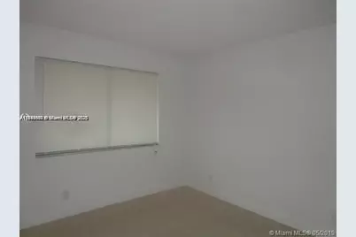 5686 Rock Island Rd #129, Tamarac, FL 33319 - Photo 6