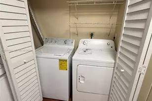 6272 NW 186th St, Hialeah, FL 33015 - Photo 12