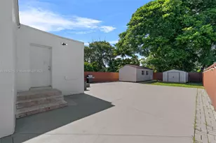 3151 NW 59th St, Miami, FL 33142 - Photo 22