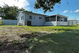 18121 NW 32nd Ave, Miami Gardens, FL 33056 - Photo 18