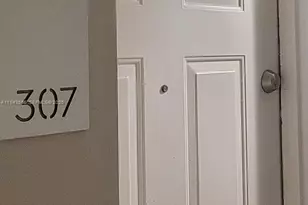 540 Brickell Key Dr, Miami, FL 33131 - Photo 1