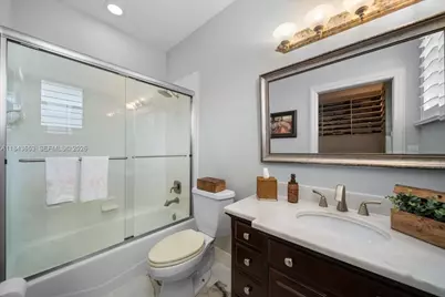 125 Dockside Cir, Weston, FL 33327 - Photo 20