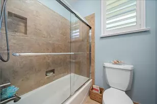 125 Dockside Cir, Weston, FL 33327 - Photo 26