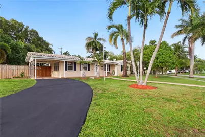 9455 SW 181st St, Palmetto Bay, FL 33157 - Photo 2