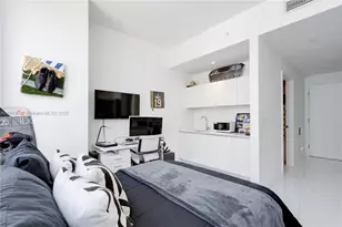 851 NE 1st Ave, Miami, FL 33132 - Photo 2