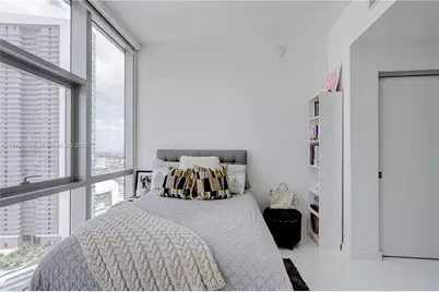 851 NE 1st Ave #2901, Miami, FL 33132 - Photo 32