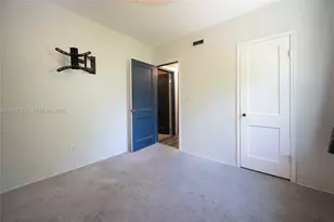 13325 NE 10th Ave, North Miami, FL 33161 - Photo 24
