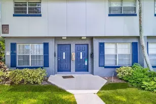 4668 NW 9th Dr, Plantation, FL 33317 - Photo 16