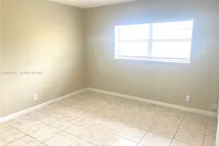 4668 NW 9th Dr, Plantation, FL 33317 - Photo 8
