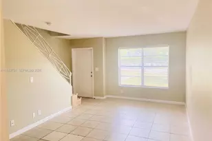 4668 NW 9th Dr, Plantation, FL 33317 - Photo 2