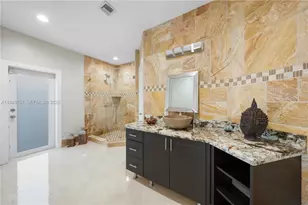9621 W Calusa Club Dr, Miami, FL 33186 - Photo 16