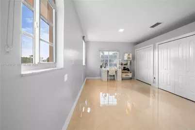 9621 W Calusa Club Dr, Miami, FL 33186 - Photo 40