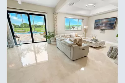 9621 W Calusa Club Dr, Miami, FL 33186 - Photo 14