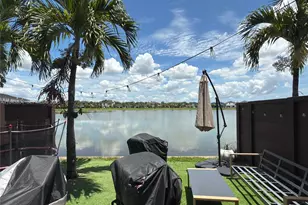 9113 NW 159th St, Miami Lakes, FL 33018 - Photo 4