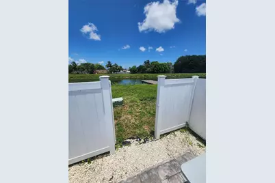 3617 NW 37th St, Lauderdale Lakes, FL 33309 - Photo 28