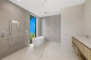 2050 S Hibiscus Dr, North Miami, FL 33181 - Photo 12