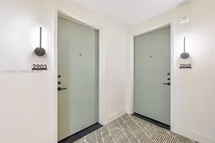 159 NE 6th St, Miami, FL 33132 - Photo 8