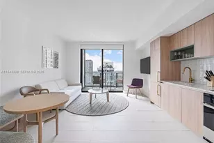 159 NE 6th St, Miami, FL 33132 - Photo 18