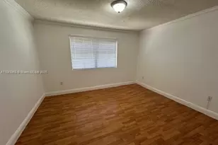 15590 SW 106th Ln, Miami, FL 33196 - Photo 14