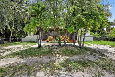 [Address not provided], North Miami, FL 33161 - Photo 4