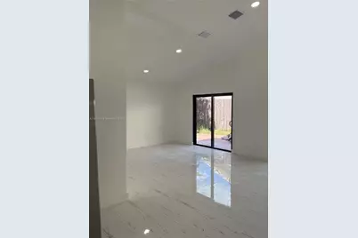 15921 SW 82nd St, Miami, FL 33193 - Photo 14