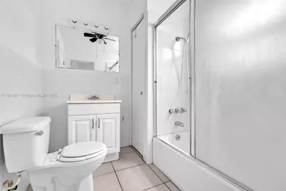 208 N 56th Ave, Hollywood, FL 33021 - Photo 20