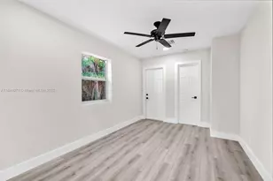 208 N 56th Ave, Hollywood, FL 33021 - Photo 12