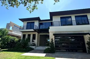 13085 Coronado Terrace, North Miami, FL 33181 - Photo 2