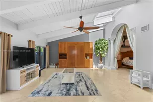 2665 S Parkview Dr, Hallandale Beach, FL 33009 - Photo 12
