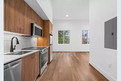 650 SW 1st St #203, Miami, FL 33130 - Photo 1