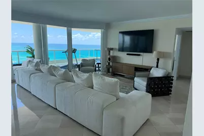 5025 Collins Ave #1908, Miami Beach, FL 33140 - Photo 6