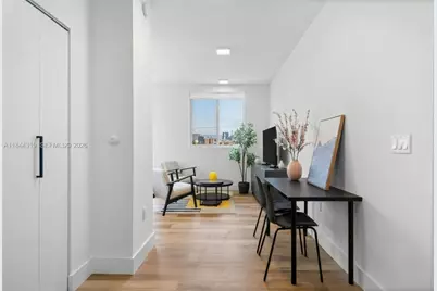 650 SW 1st St #205, Miami, FL 33130 - Photo 4