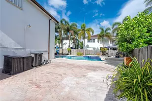 14989 SW 22 St, Miami, FL 33185 - Photo 12