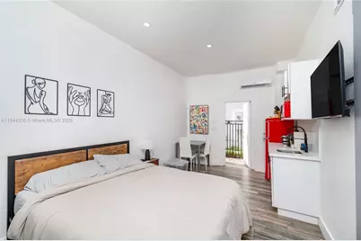 14989 SW 22nd St, Miami, FL 33185 - Photo 24