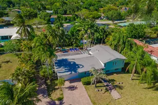 7475 SW 134th St, Pinecrest, FL 33156 - Photo 1