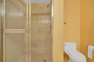 21150 Point Pl, Aventura, FL 33180 - Photo 44