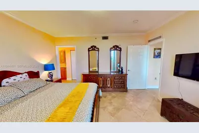 2425 SW 27th Ave #701, Miami, FL 33145 - Photo 16