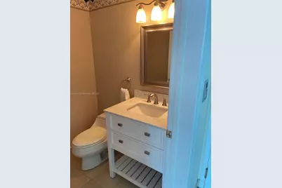 5025 Collins Ave #1908, Miami Beach, FL 33140 - Photo 20