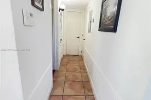 1631 NE 114th St, Miami, FL 33181 - Photo 10
