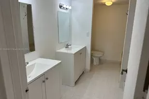 20850 San Simeon Way, Miami, FL 33179 - Photo 14